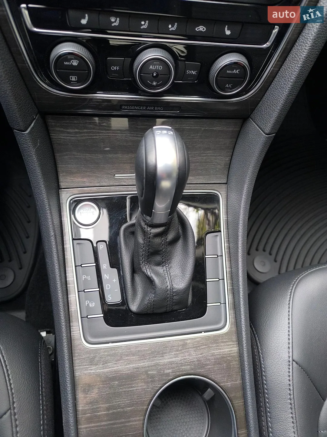 2017 Volkswagen Passat - мініатюра 27