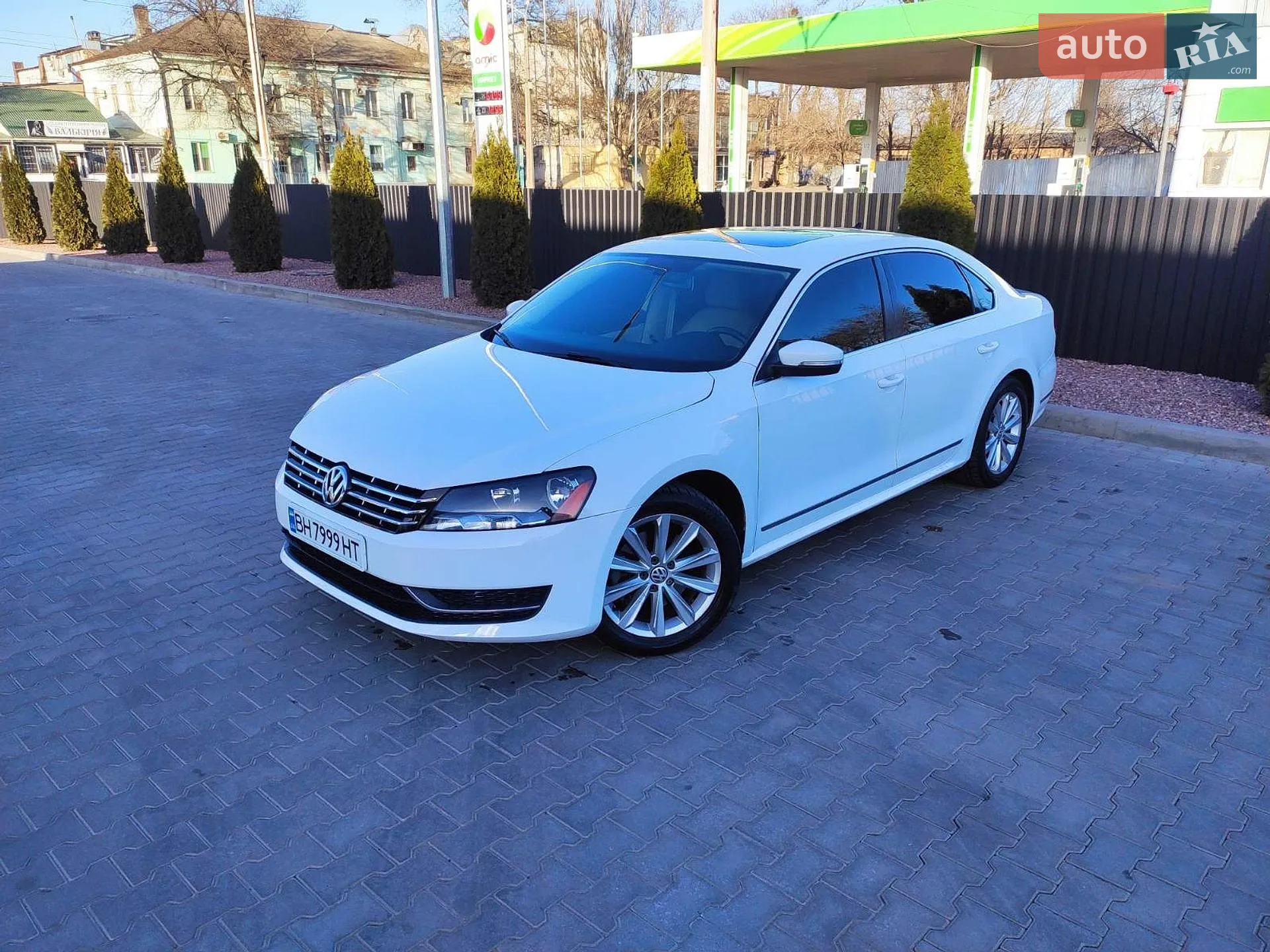 2012 Volkswagen Passat - мініатюра 3
