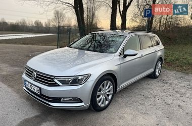 Універсал Volkswagen Passat 2016 в Мукачевому