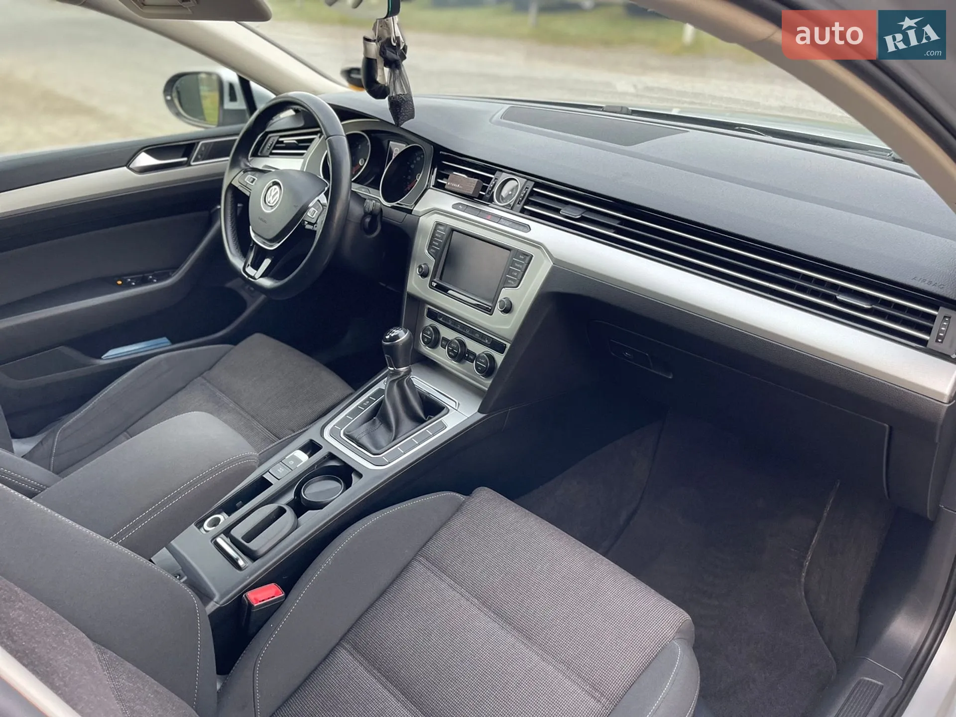2016 Volkswagen Passat - мініатюра 11