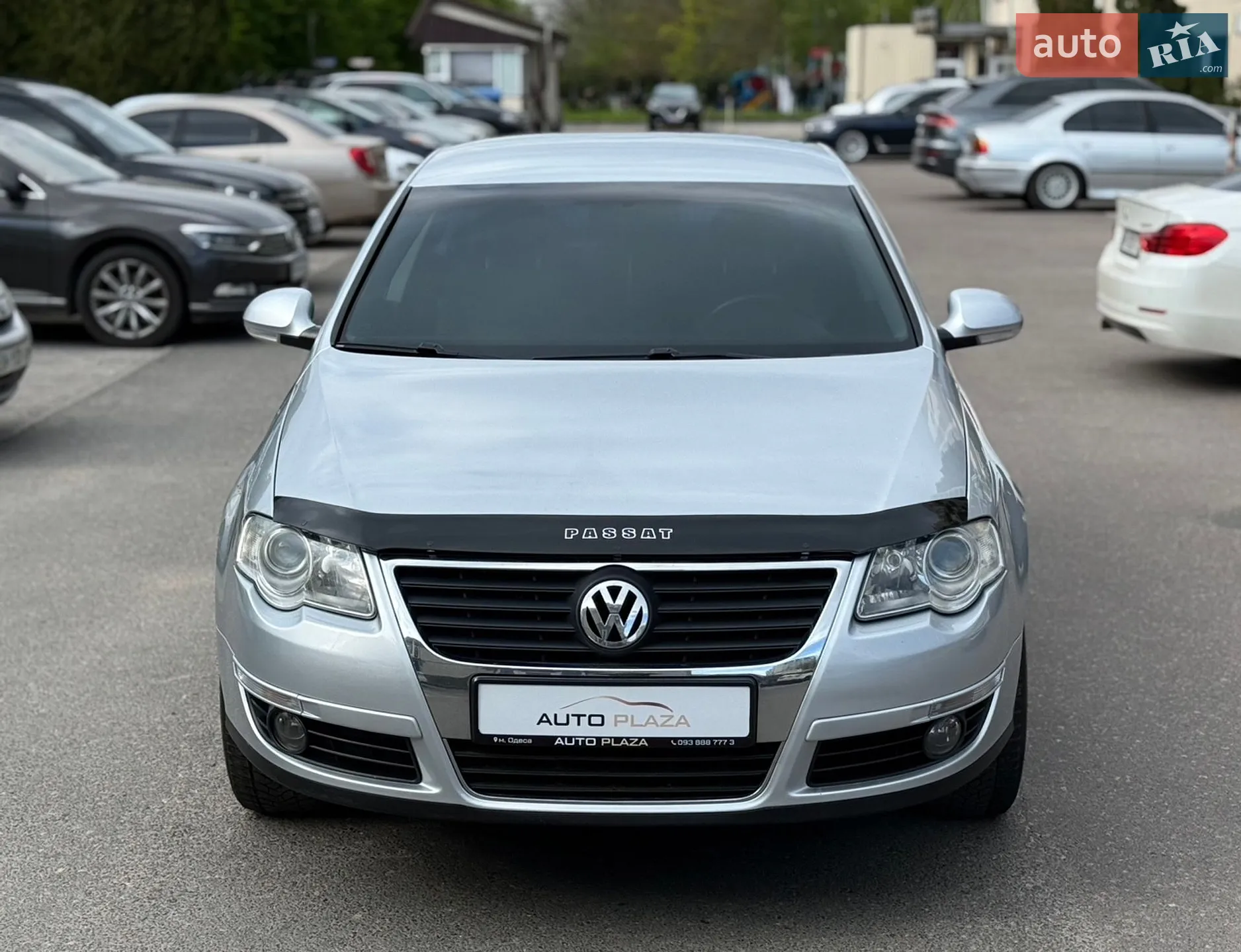 2010 Volkswagen Passat - мініатюра 2