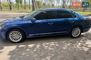Седан Volkswagen Passat 2016 в Кривому Розі