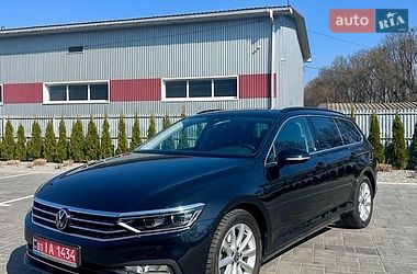 Универсал Volkswagen Passat 2022 в Луцке