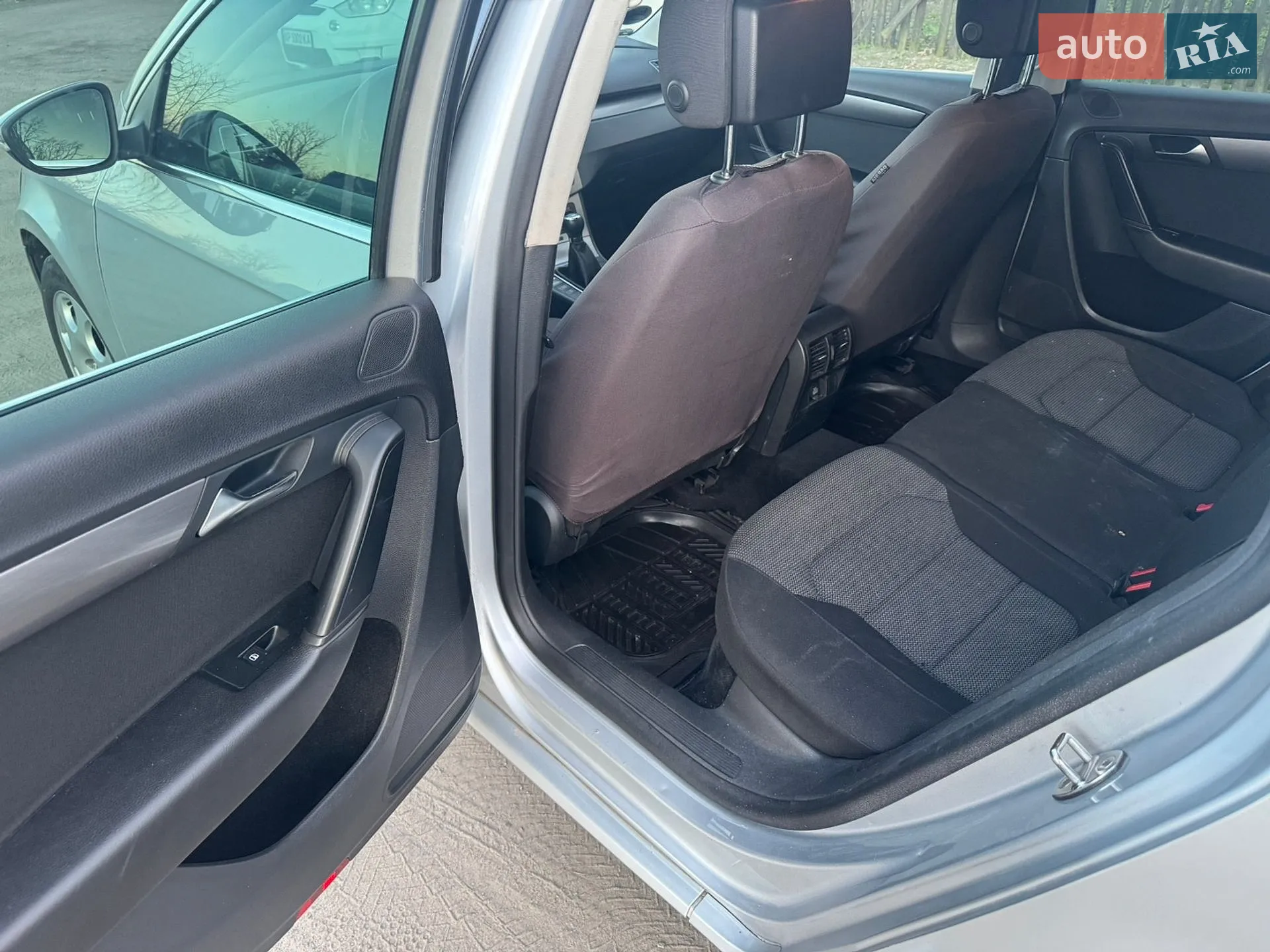 2011 Volkswagen Passat - мініатюра 16