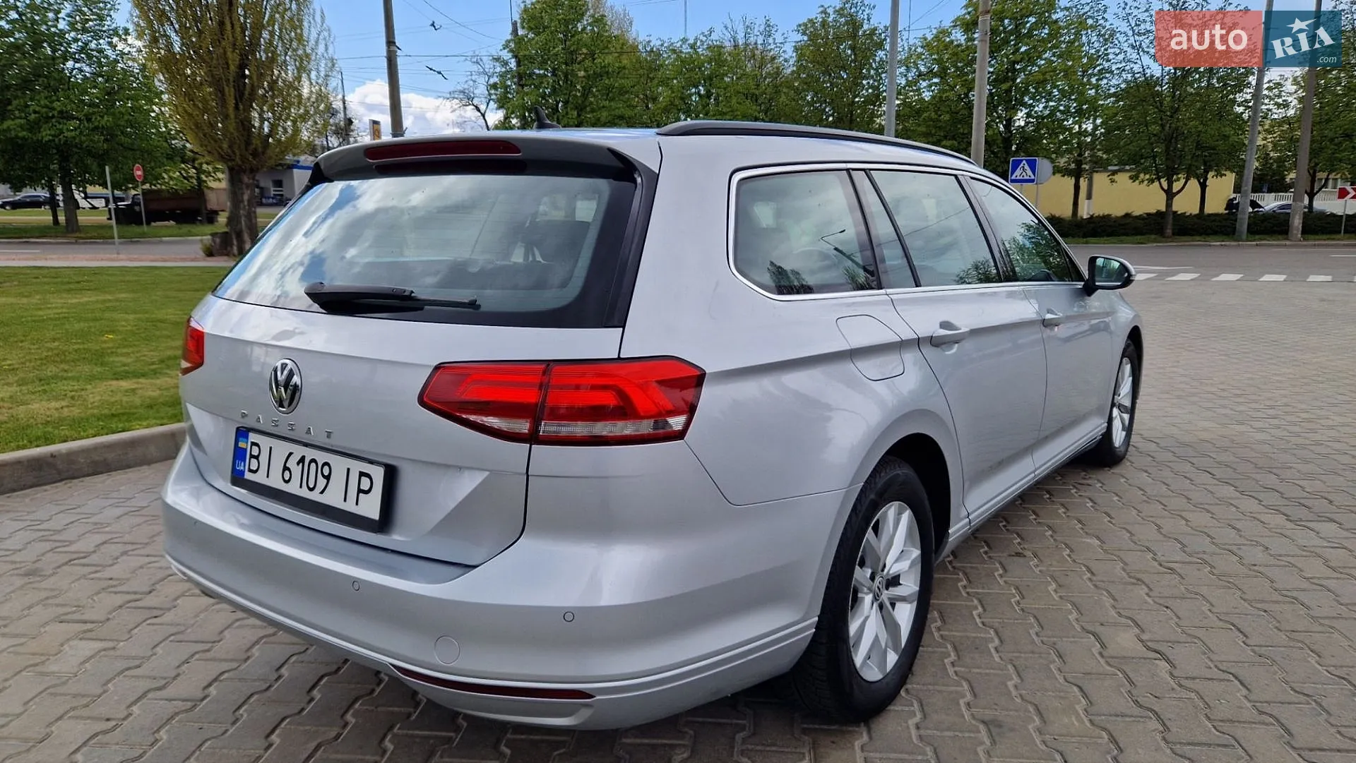 2017 Volkswagen Passat - мініатюра 9