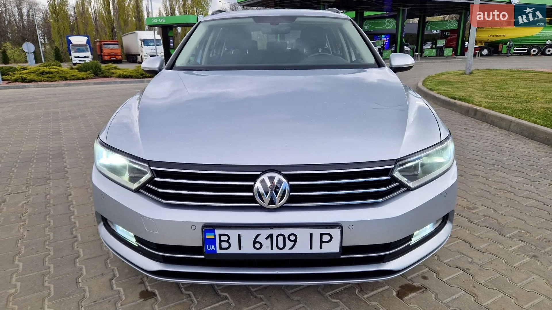 2017 Volkswagen Passat - мініатюра 6