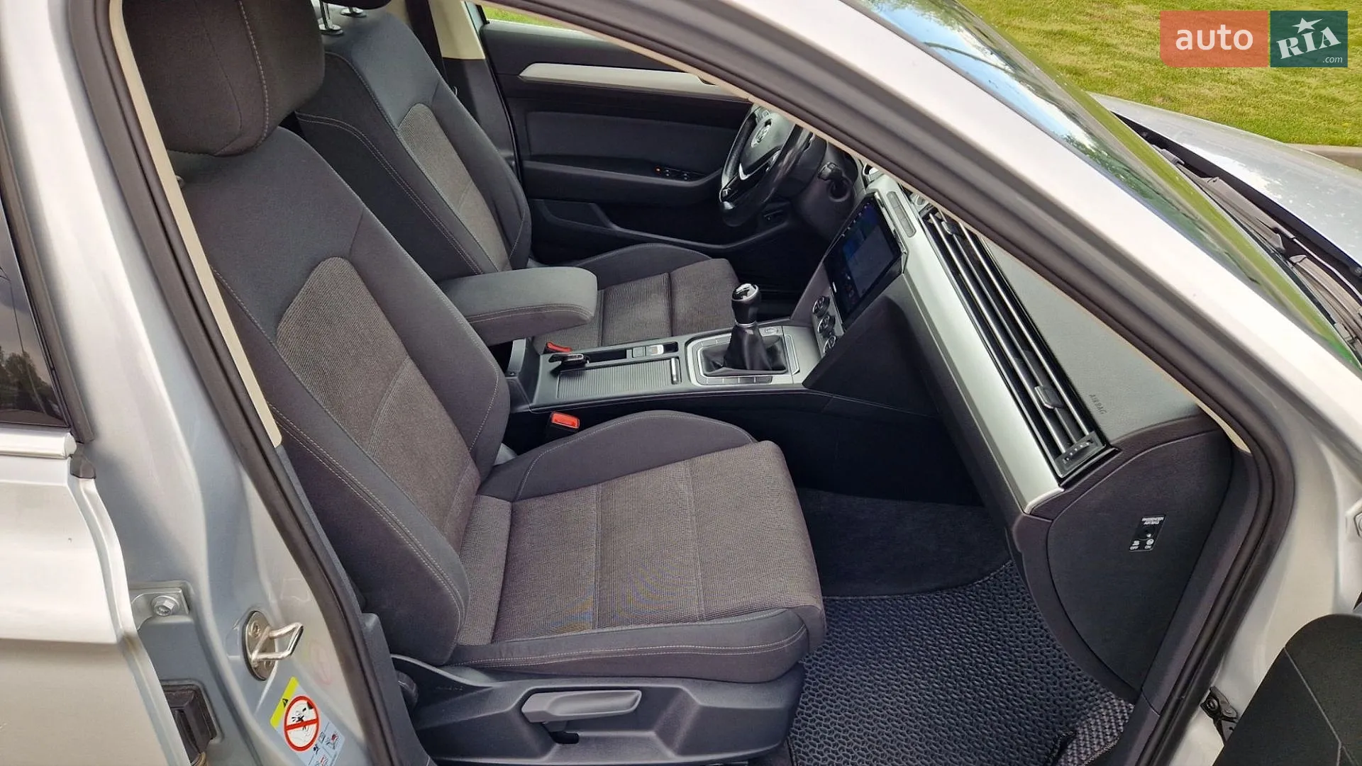 2017 Volkswagen Passat - мініатюра 25