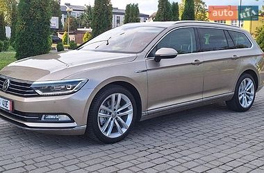 Універсал Volkswagen Passat 2016 в Чернівцях