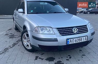 Седан Volkswagen Passat 2001 в Міжгір'ї