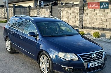 Универсал Volkswagen Passat 2008 в Ровно