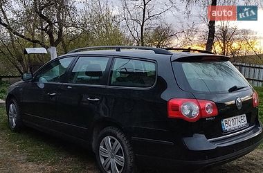 Универсал Volkswagen Passat 2009 в Теофиполе
