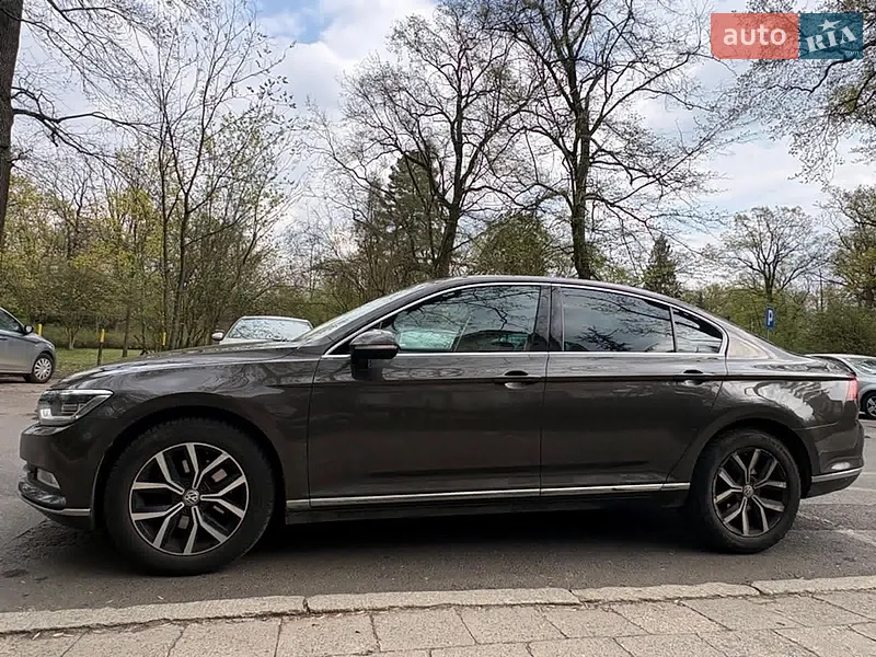 Volkswagen Passat 2018 VIN WVWZZZ3CZJE192610 фото оголошення 2 з 41