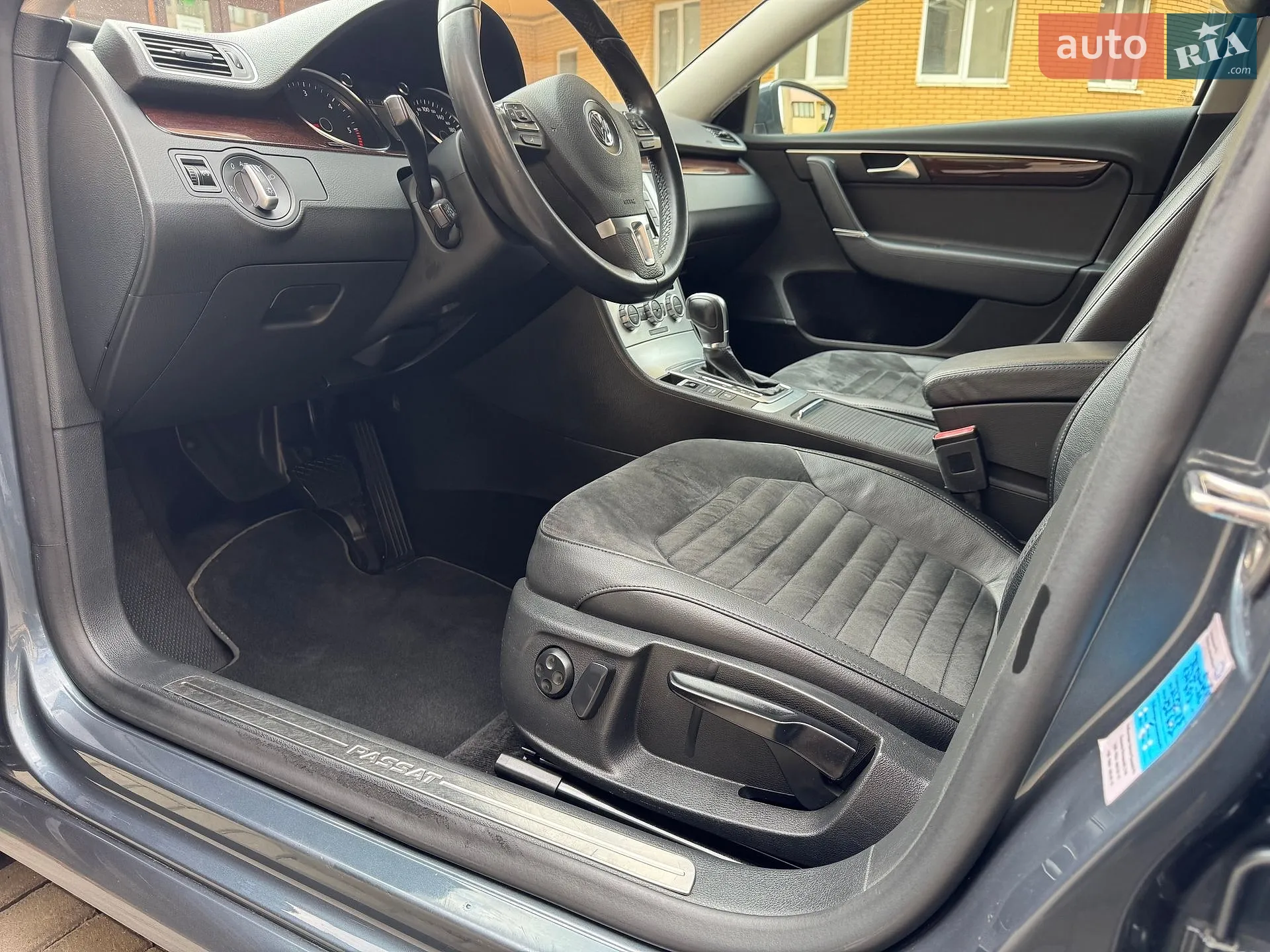 2012 Volkswagen Passat - мініатюра 26
