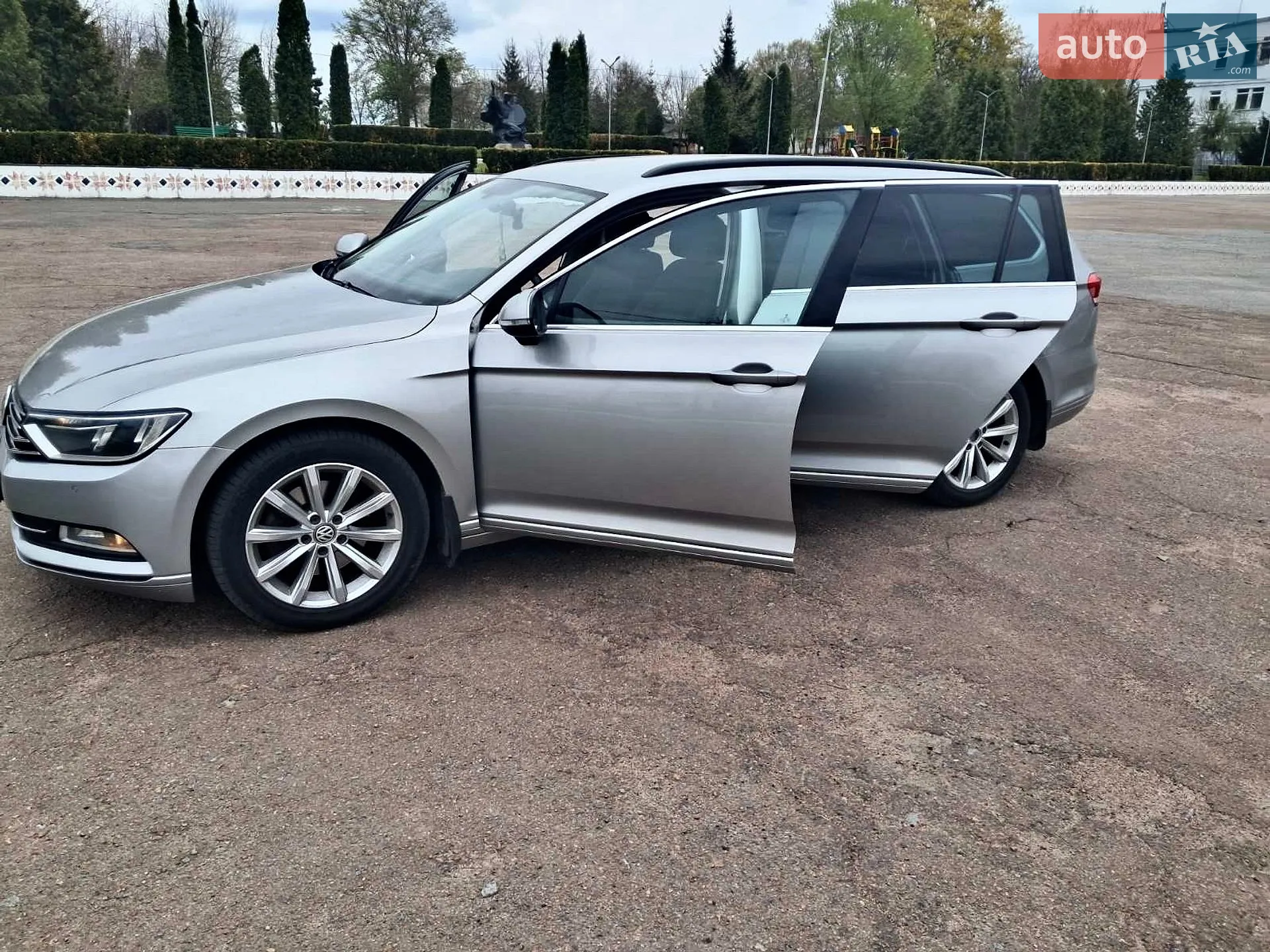 2016 Volkswagen Passat - мініатюра 9
