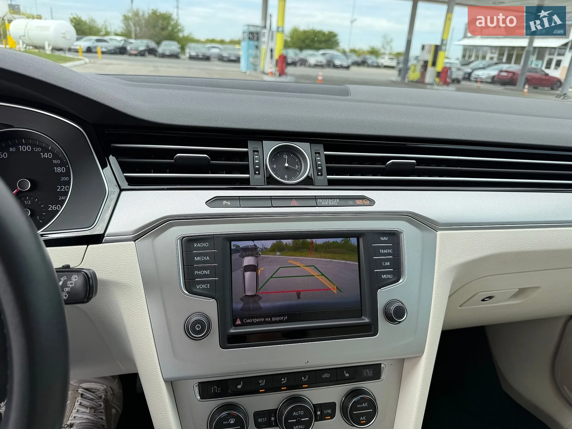 2016 Volkswagen Passat - мініатюра 36
