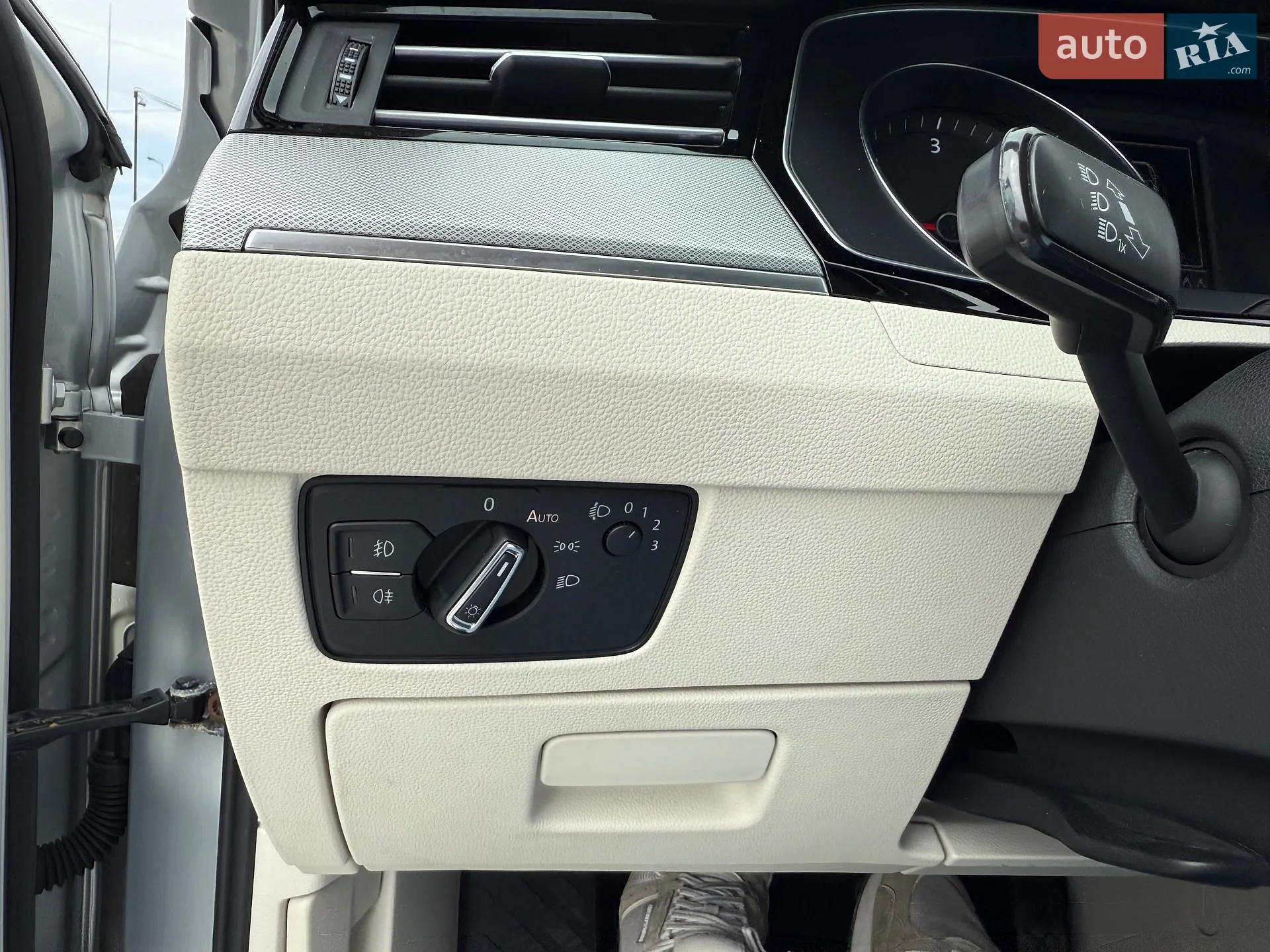 2016 Volkswagen Passat - мініатюра 39