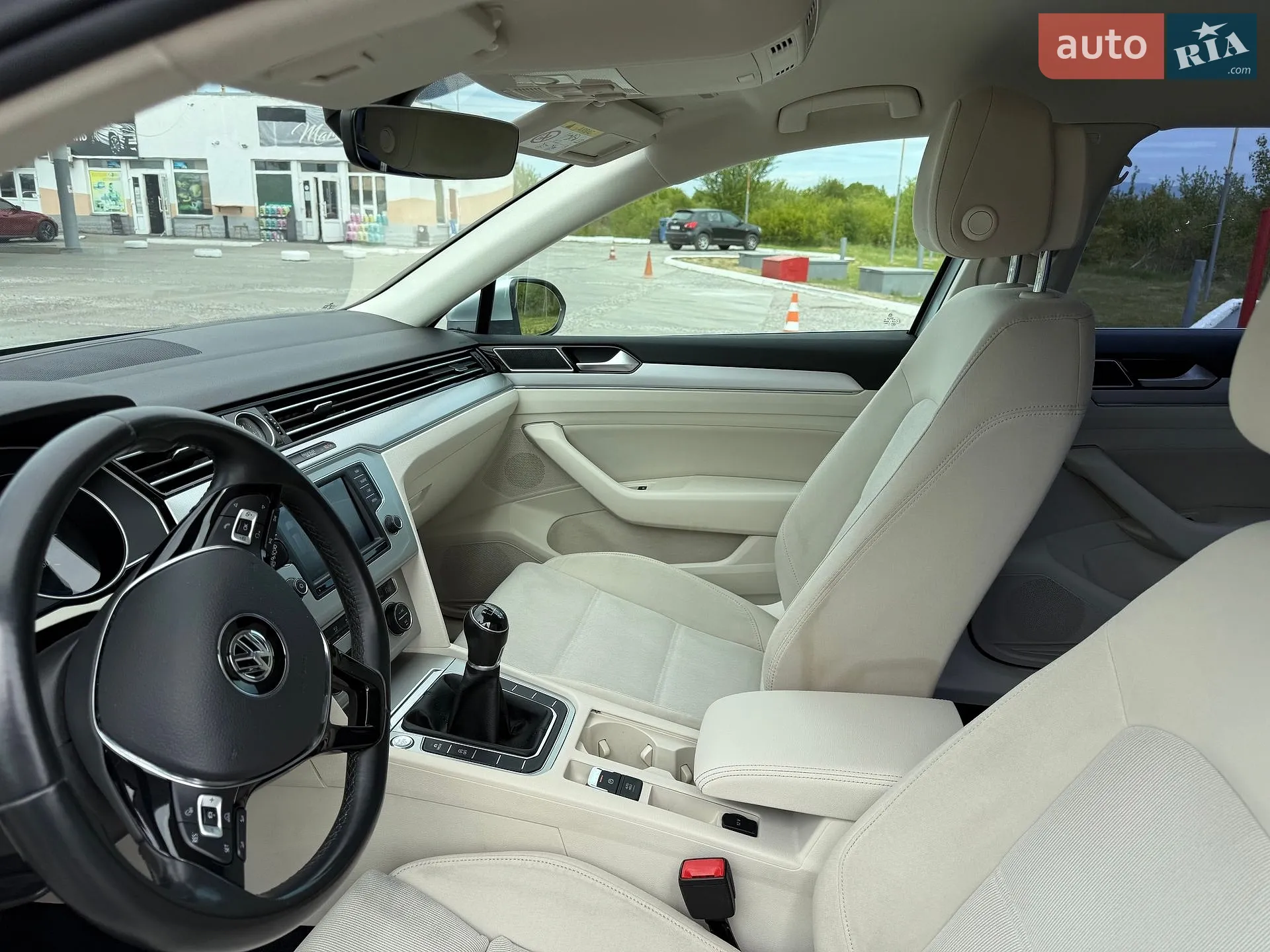 2016 Volkswagen Passat - мініатюра 44