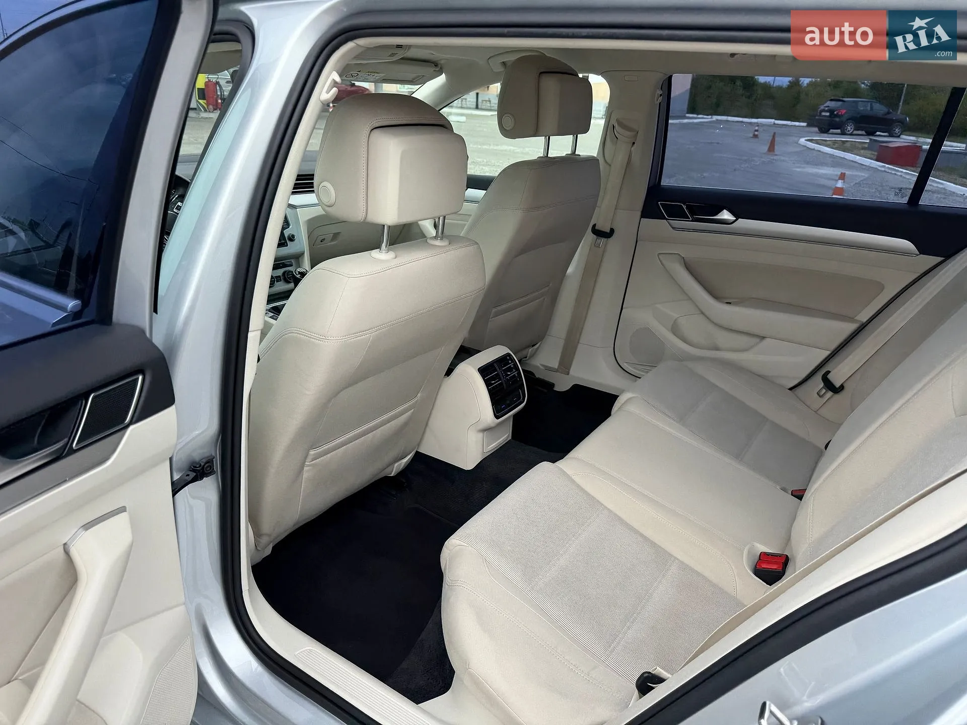 2016 Volkswagen Passat - мініатюра 47