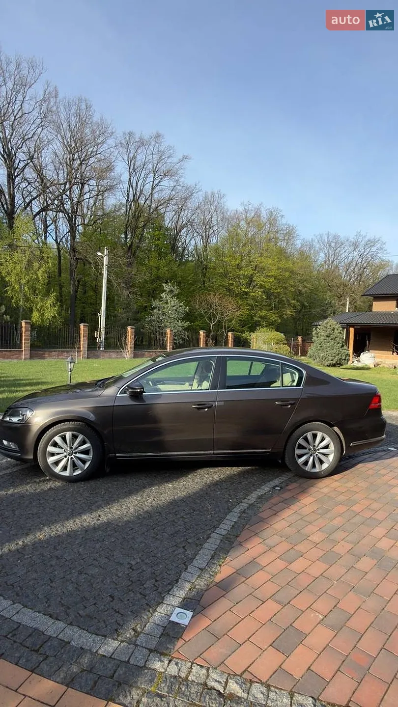 2012 Volkswagen Passat - мініатюра 4
