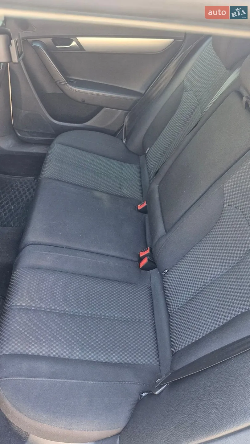 Volkswagen Passat 2014 VIN WVWZZZ3CZEE158637 фото оголошення 5 з 17