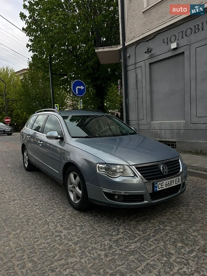 2010 Volkswagen Passat - мініатюра 13