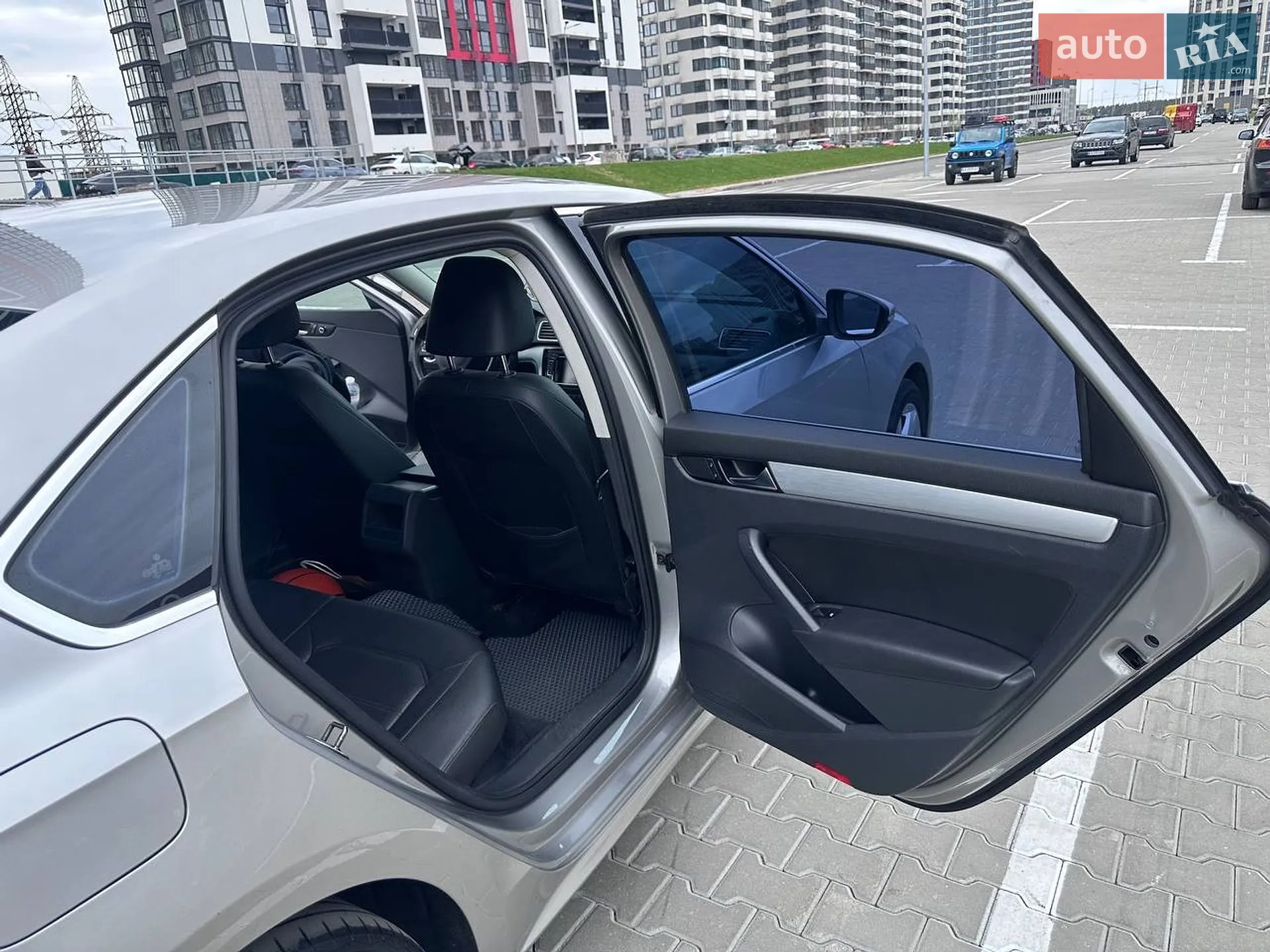2012 Volkswagen Passat - мініатюра 9