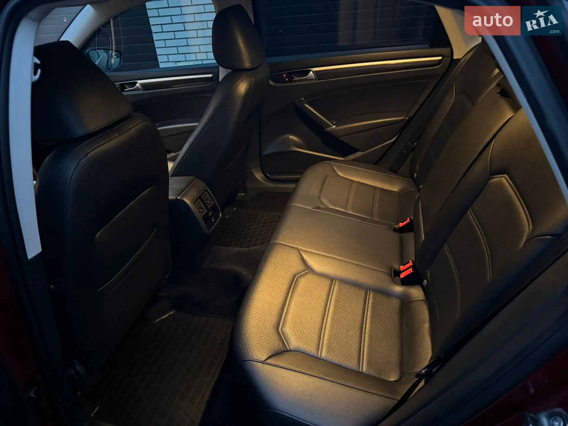 2016 Volkswagen Passat - мініатюра 17