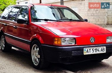 Универсал Volkswagen Passat 1990 в Черновцах