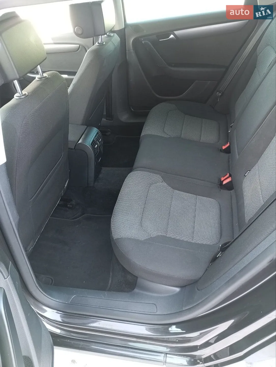 2011 Volkswagen Passat - мініатюра 17