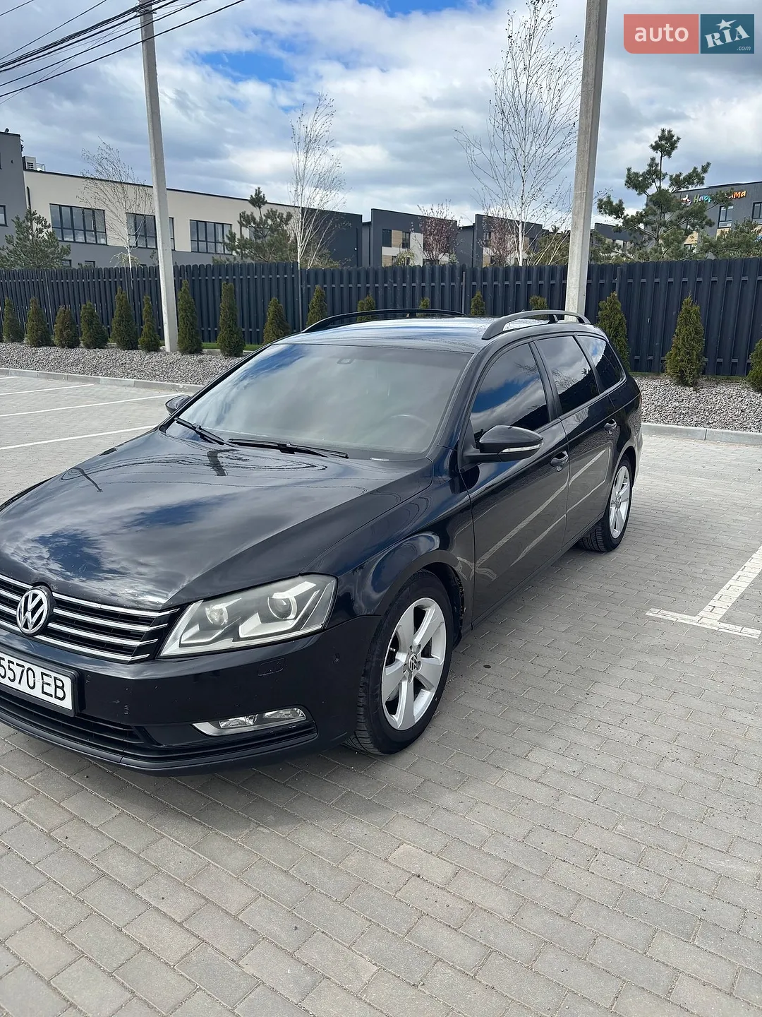 2011 Volkswagen Passat - мініатюра 2