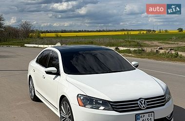 Седан Volkswagen Passat 2013 в Запоріжжі