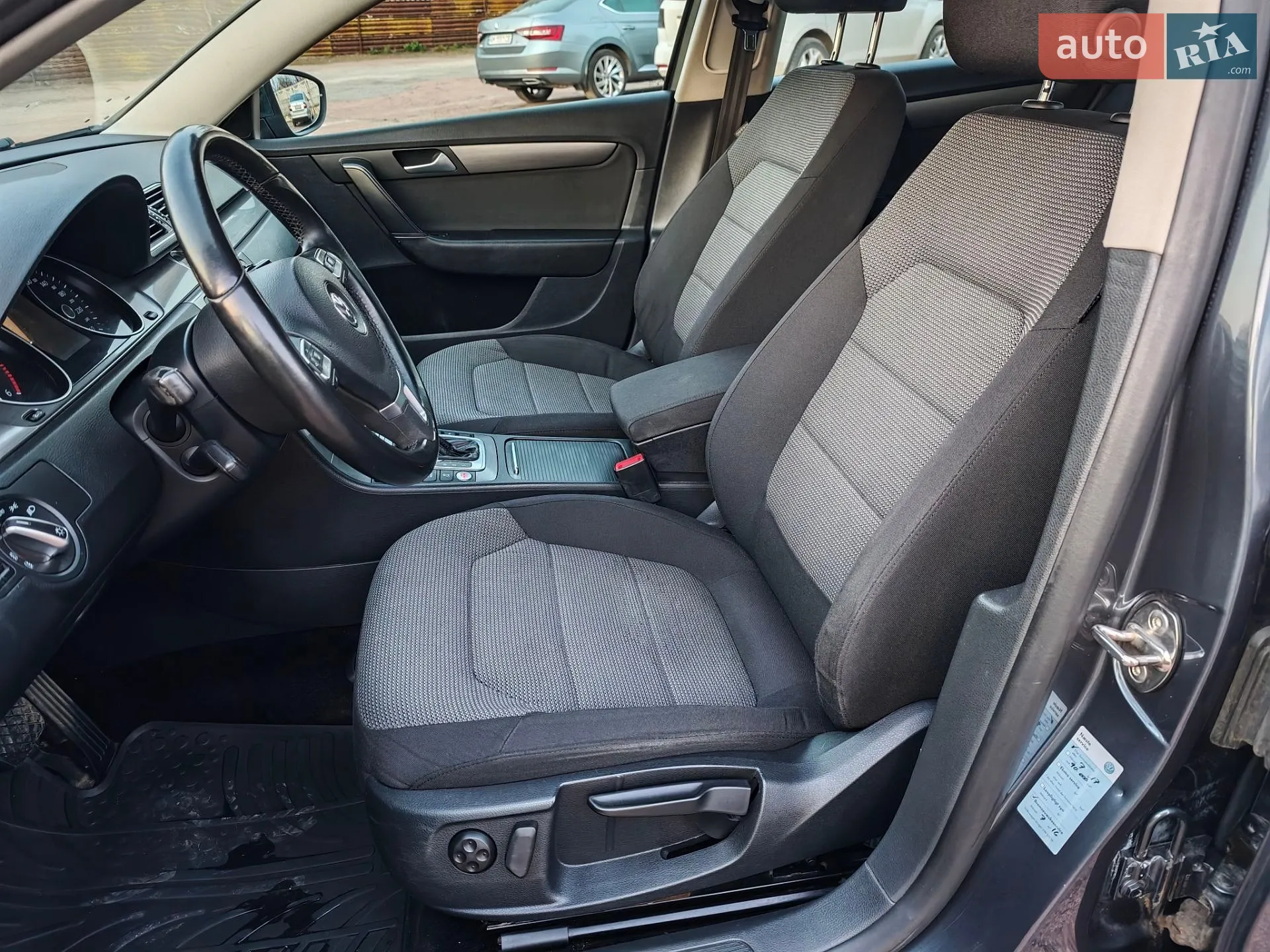 2013 Volkswagen Passat - мініатюра 29