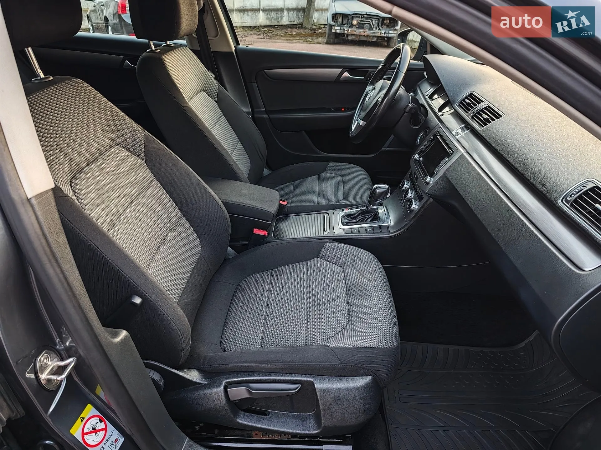 2013 Volkswagen Passat - мініатюра 36