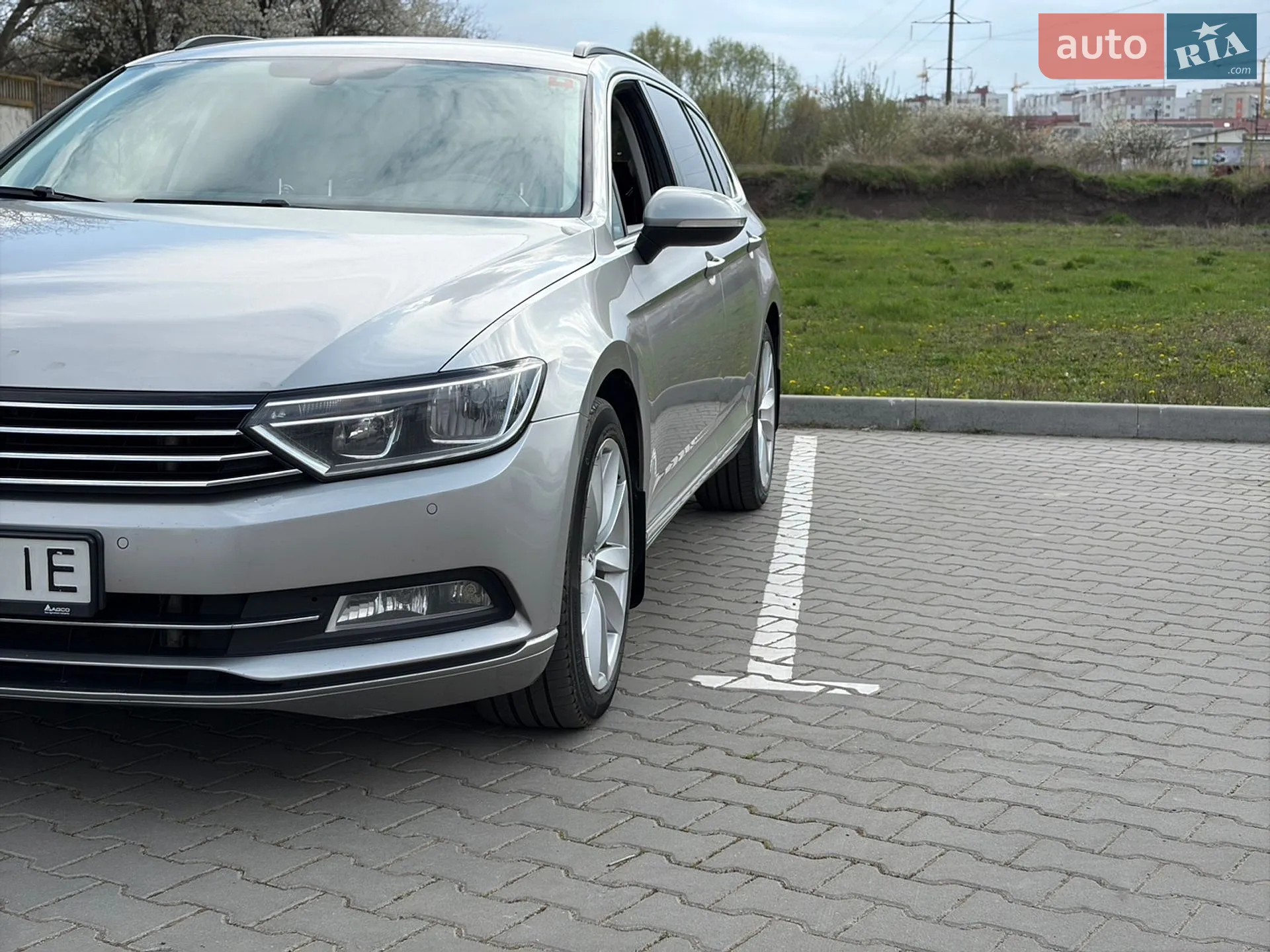2017 Volkswagen Passat - мініатюра 9