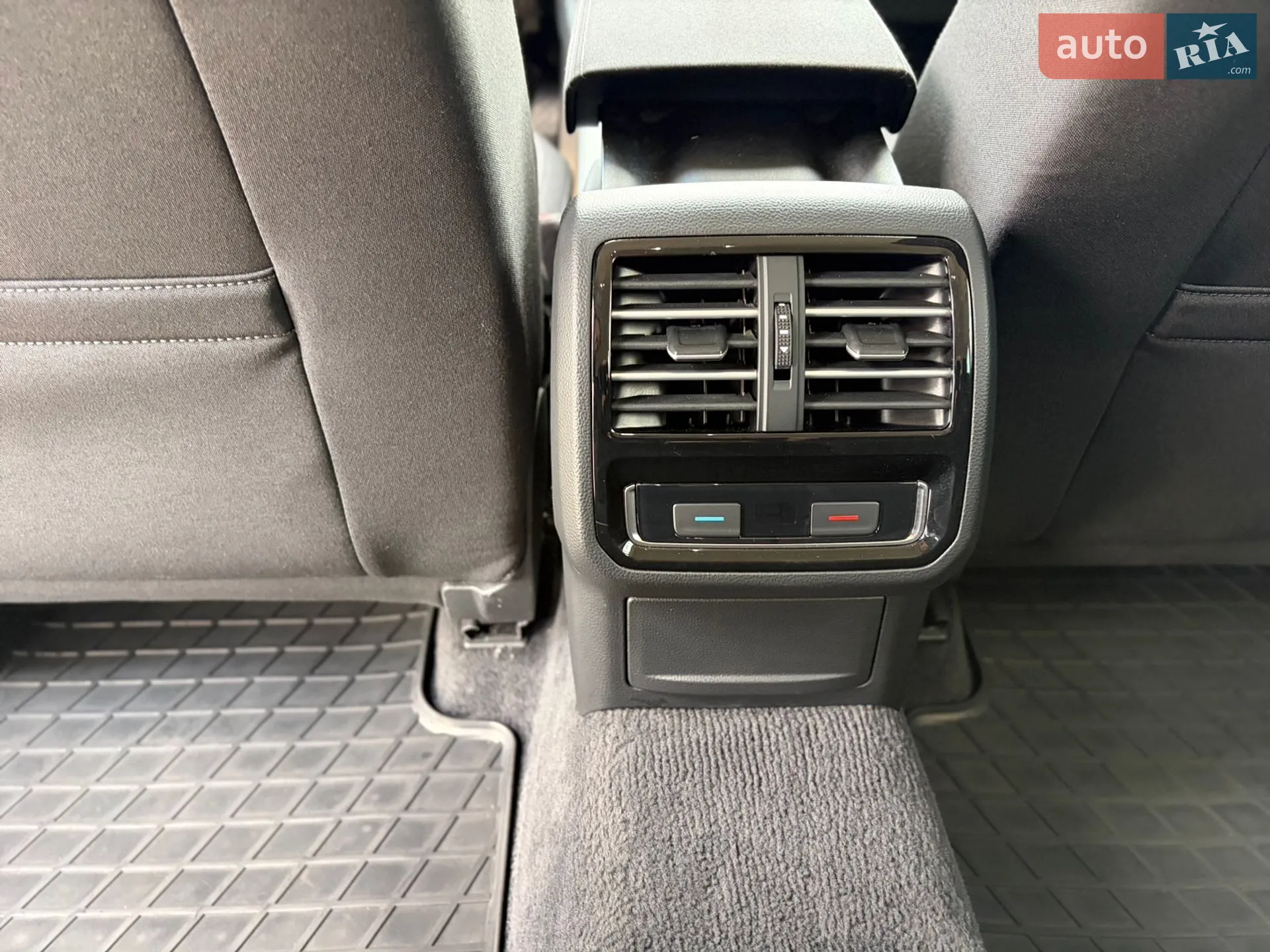 2017 Volkswagen Passat - мініатюра 26