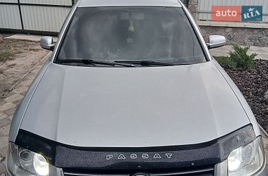 Универсал Volkswagen Passat 2001 в Кобеляках