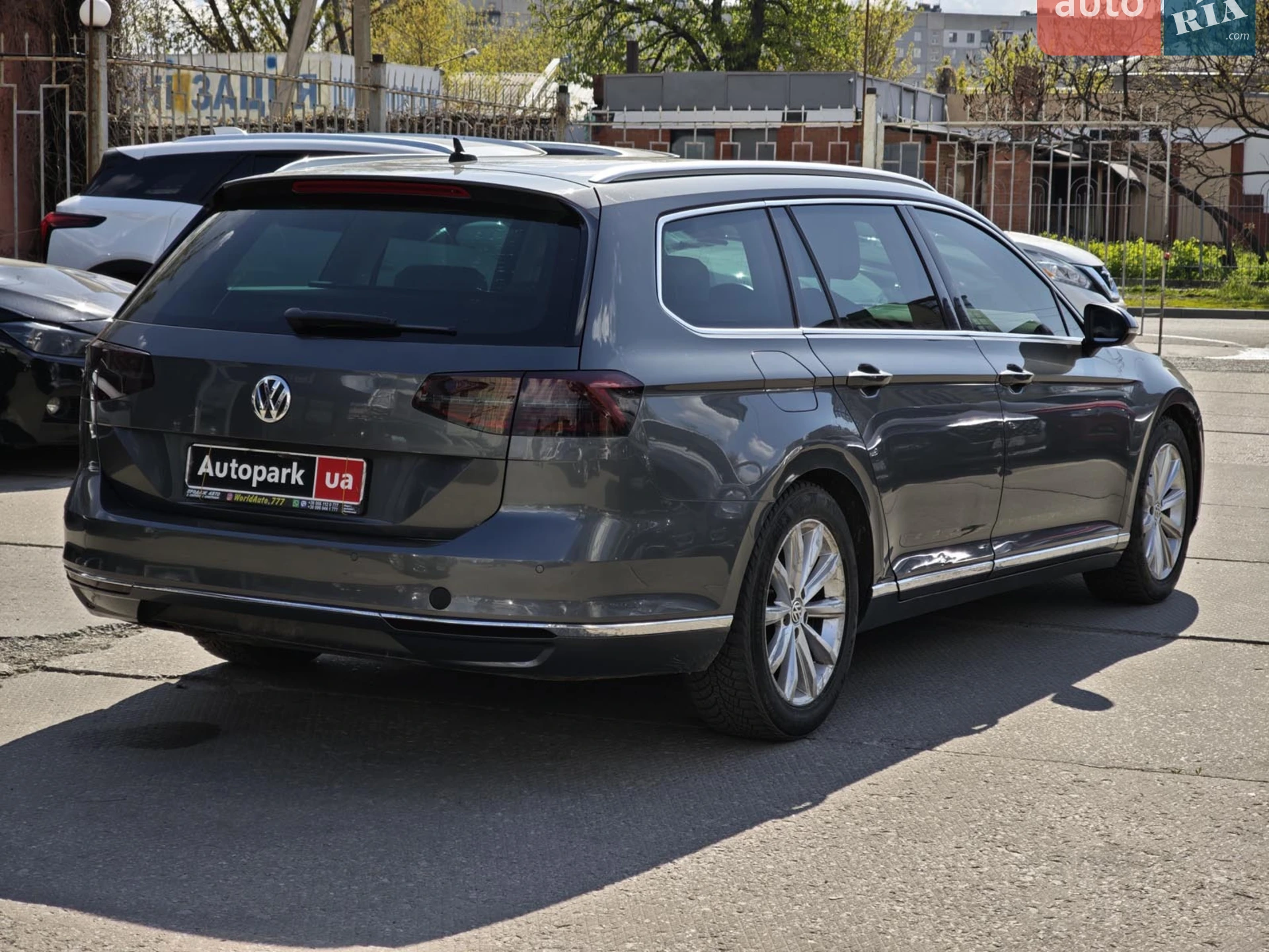 2016 Volkswagen Passat - мініатюра 12