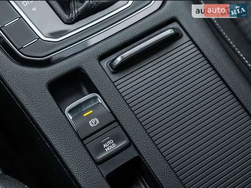 Volkswagen Passat 2020 VIN WVWZZZ3CZLE068479 фото оголошення 31 з 82