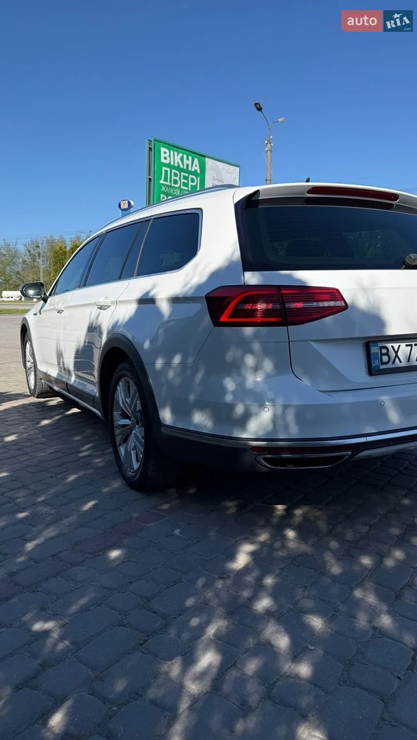 2016 Volkswagen Passat - мініатюра 9