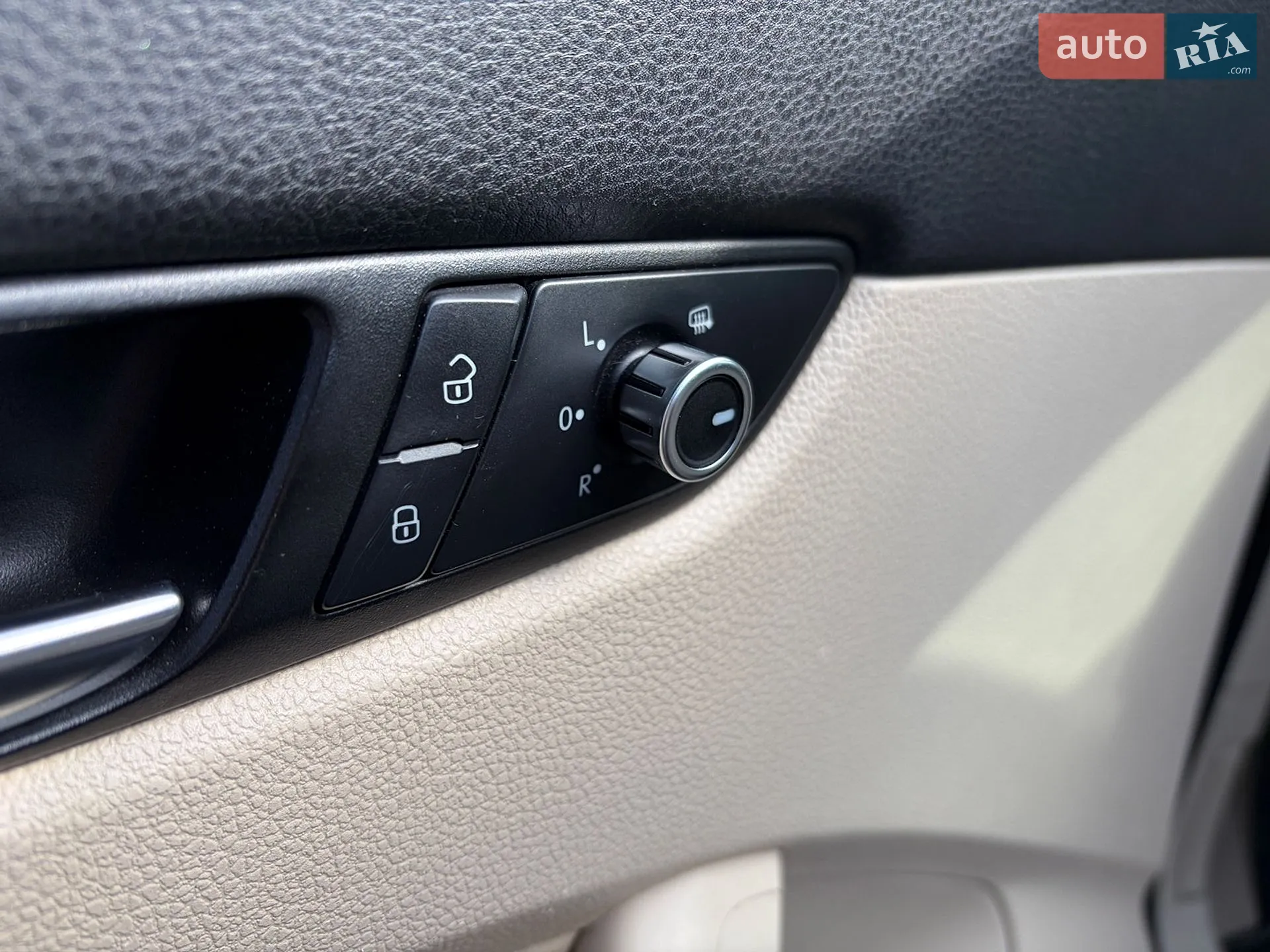 2013 Volkswagen Passat - мініатюра 13