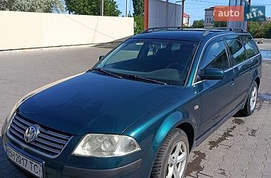 Універсал Volkswagen Passat 2001 в Одесі