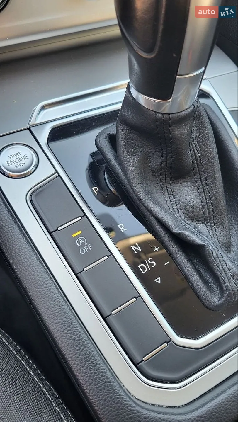 2017 Volkswagen Passat - мініатюра 15
