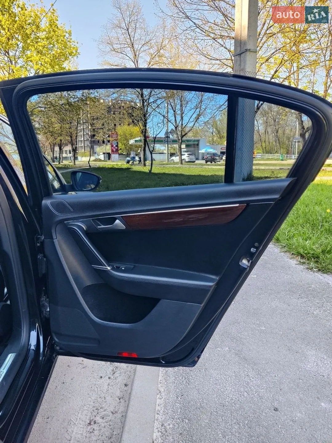 2011 Volkswagen Passat - мініатюра 18