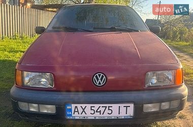 Седан Volkswagen Passat 1991 в Мерефа