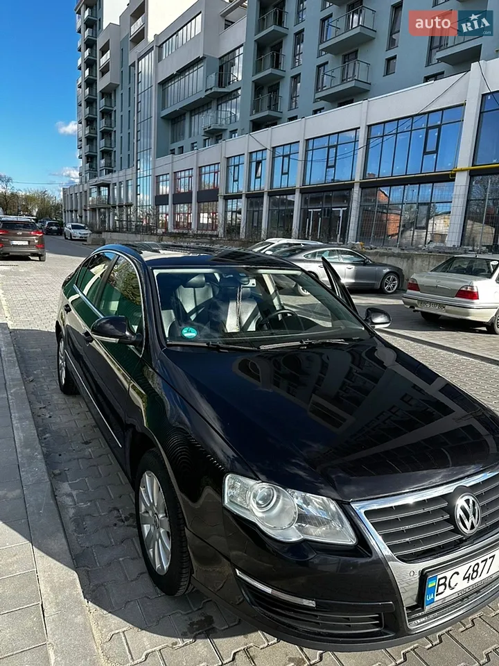2010 Volkswagen Passat - мініатюра 25
