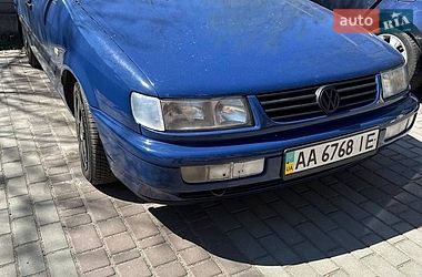 Седан Volkswagen Passat 1996 в Белой Церкви