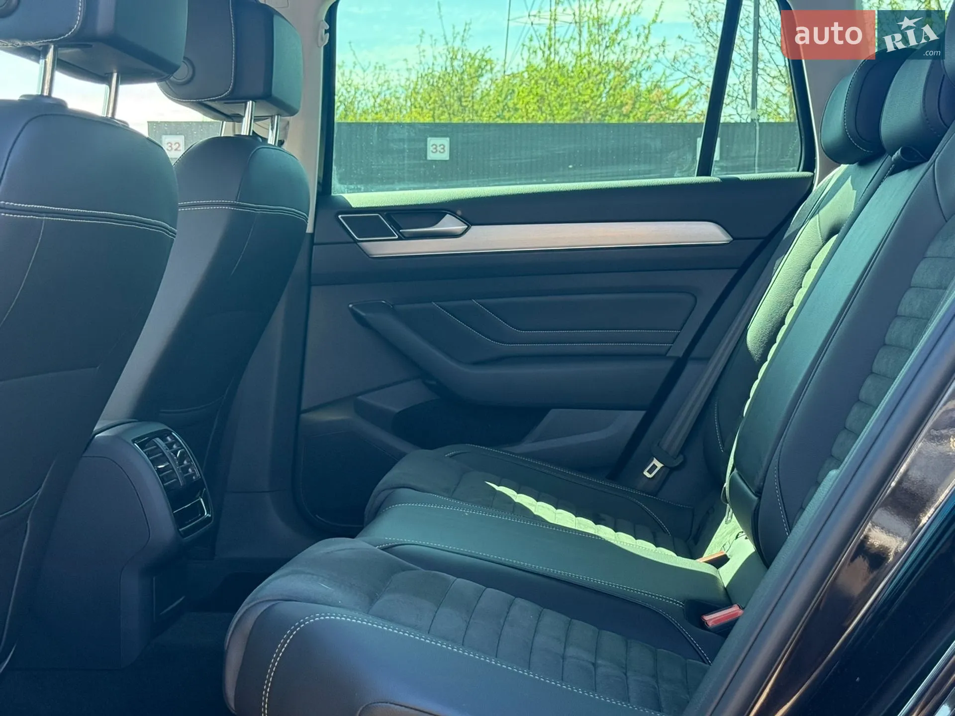 2022 Volkswagen Passat - мініатюра 28