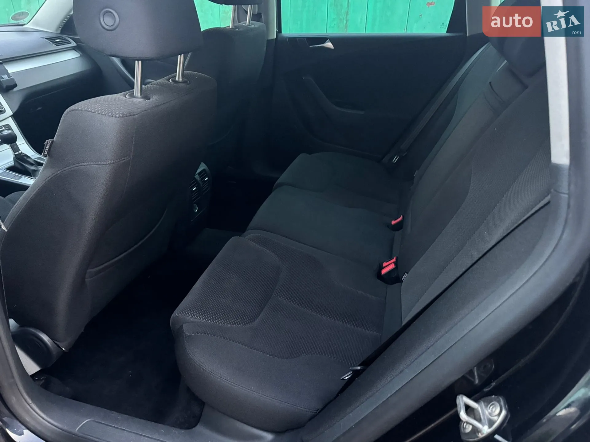 2010 Volkswagen Passat - мініатюра 26