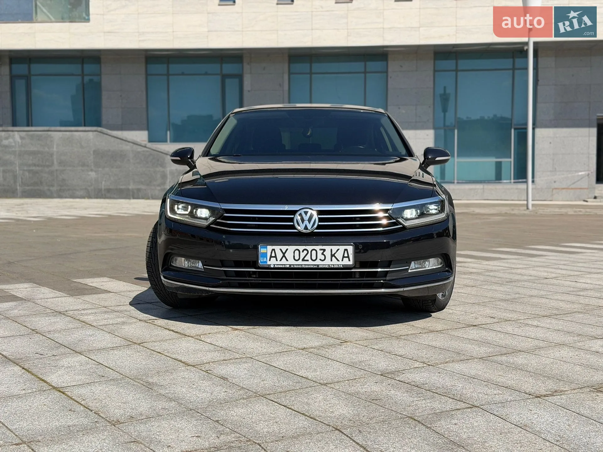 2017 Volkswagen Passat - мініатюра 2