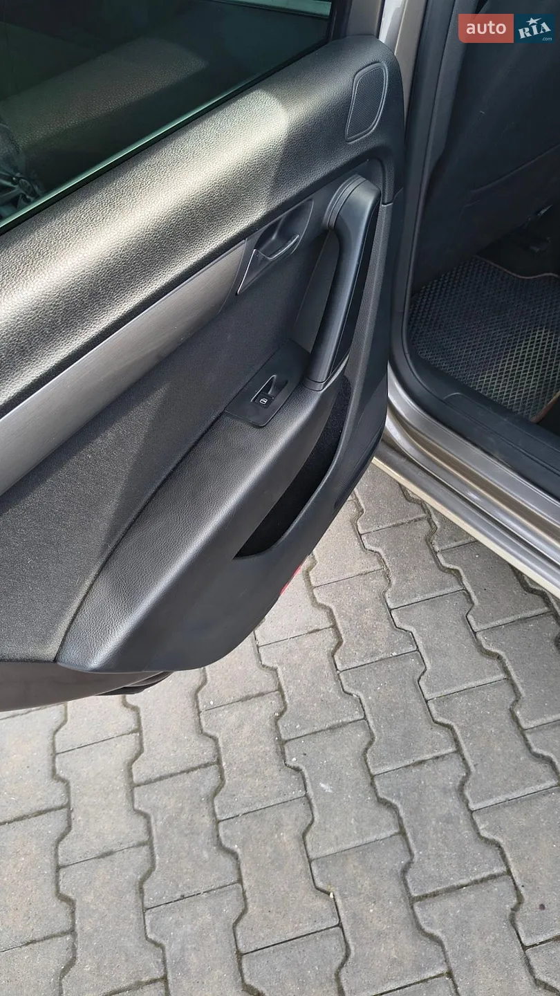 2011 Volkswagen Passat - мініатюра 6